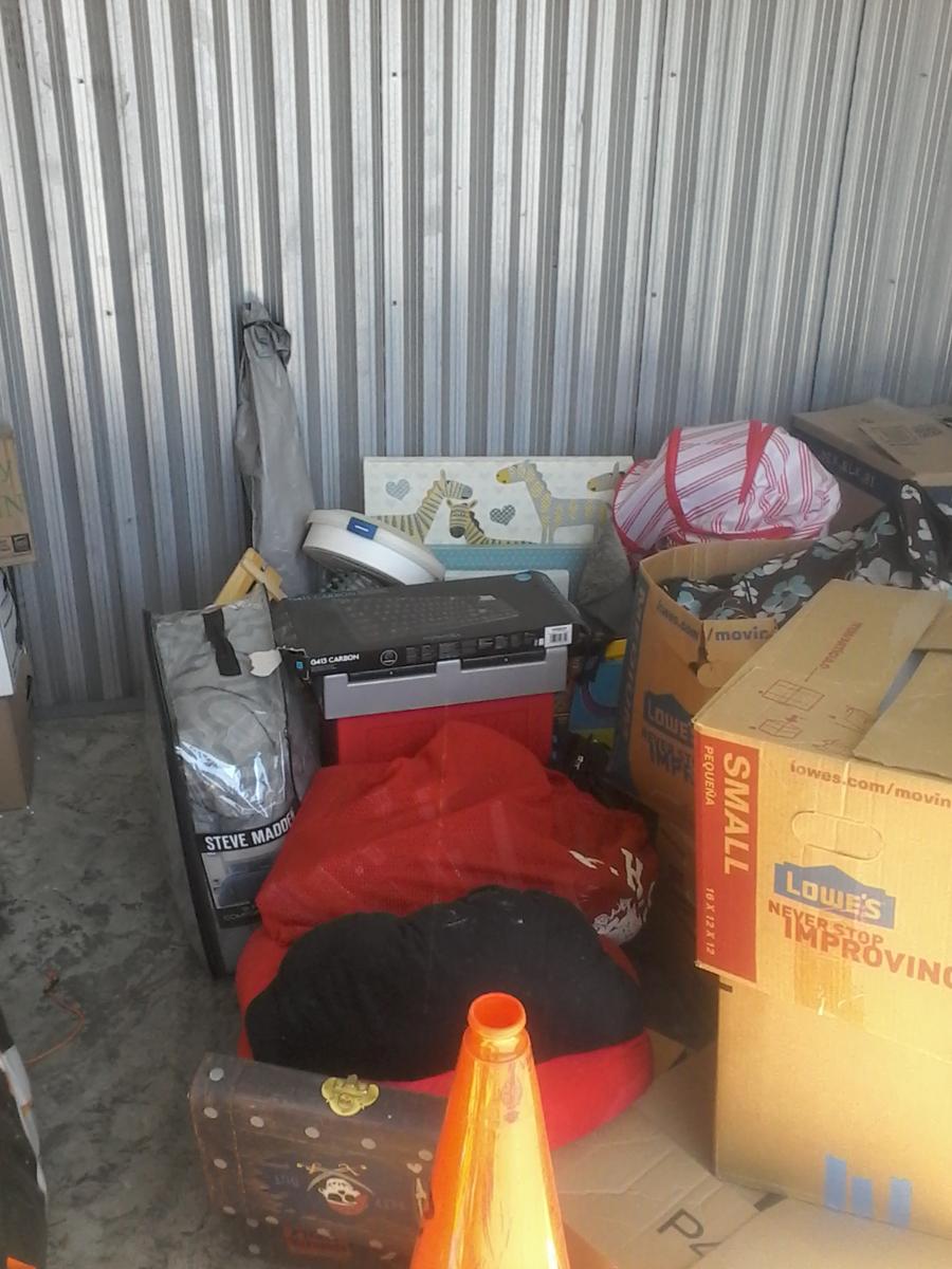 Storage Unit Auction 110194 Lincoln Ca Selfstorageauction Com