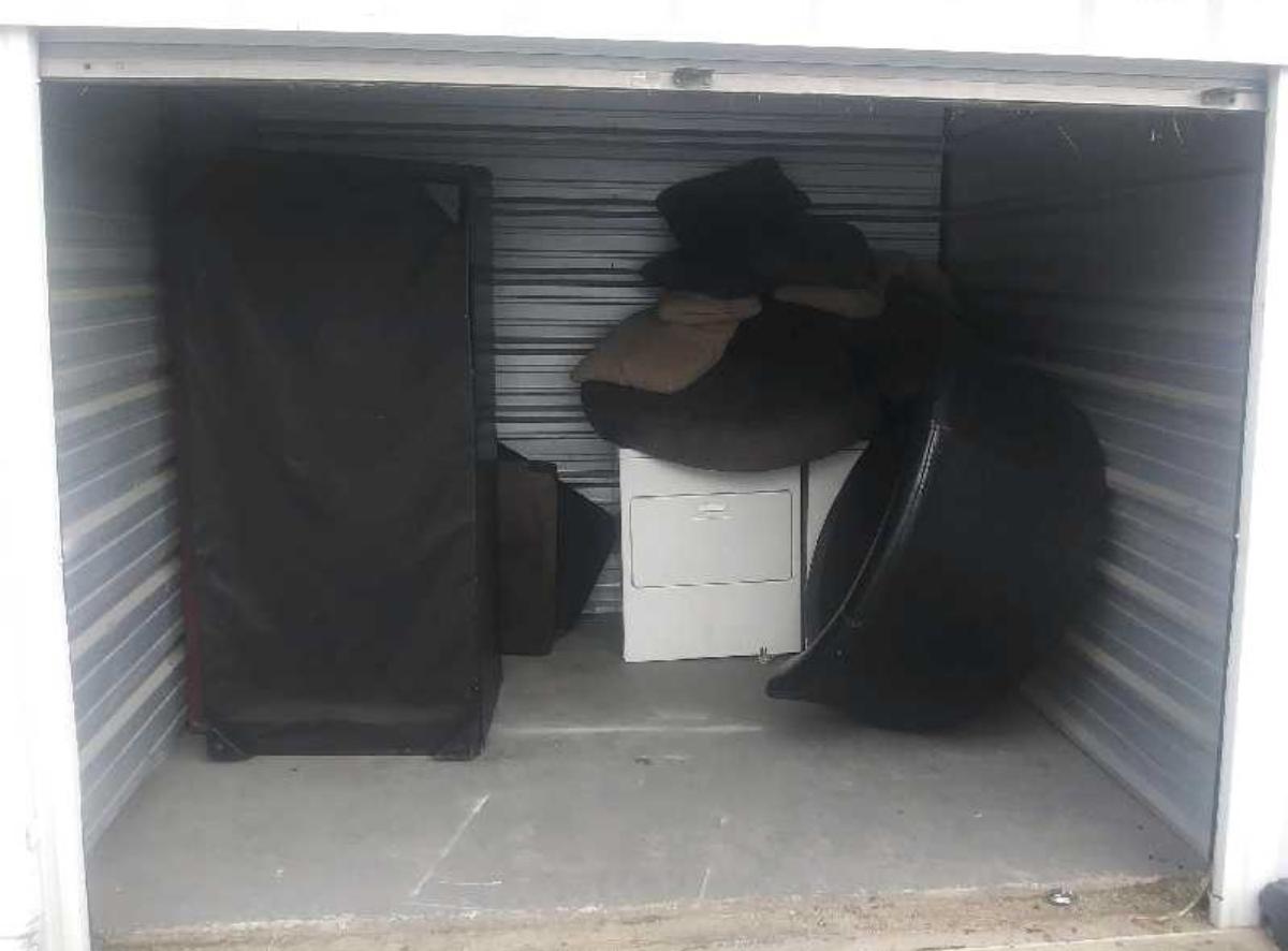 Baton Rouge Storage Unit Dandk Organizer