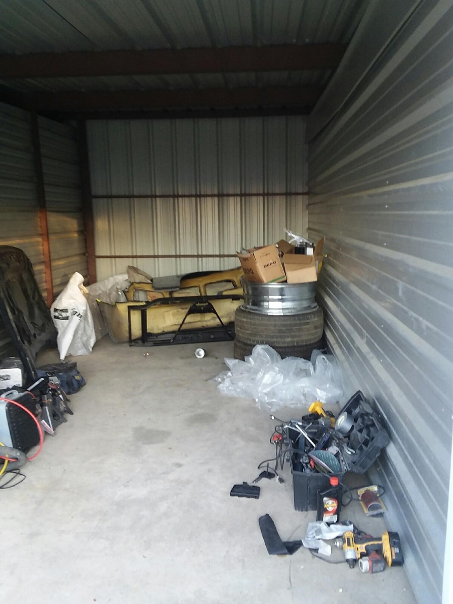 Baton Rouge Storage Unit Dandk Organizer