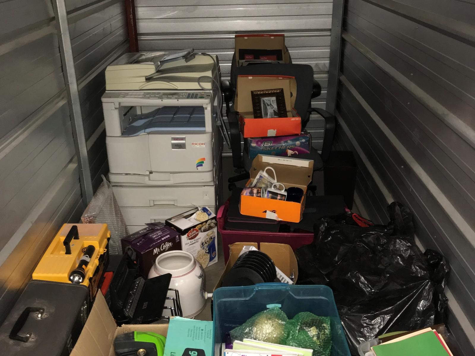 Storage Auctions Az Dandk Organizer