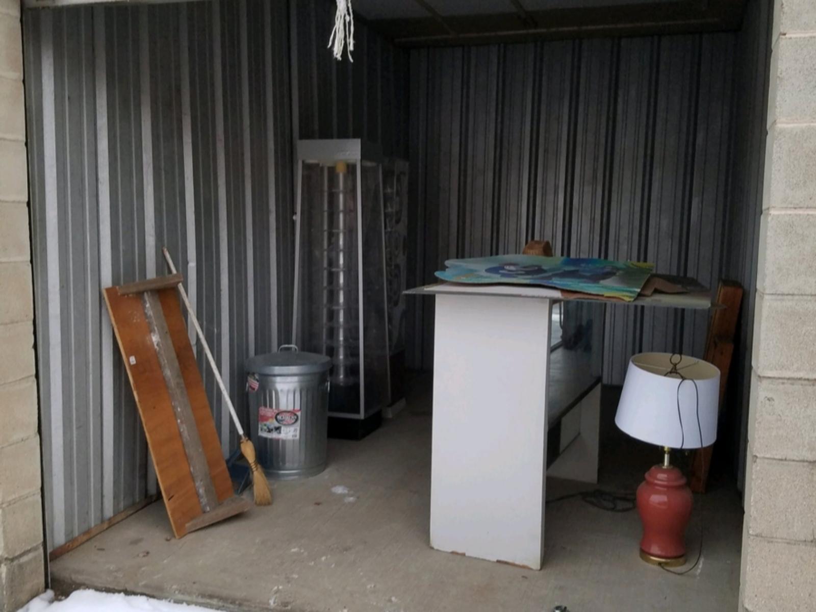Storage Unit Auction 18761 Romeoville, IL