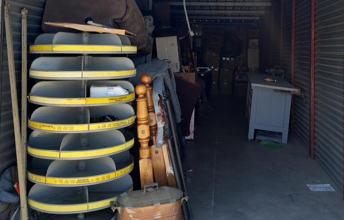 Universal Storage Hesperia California Dandk Organizer