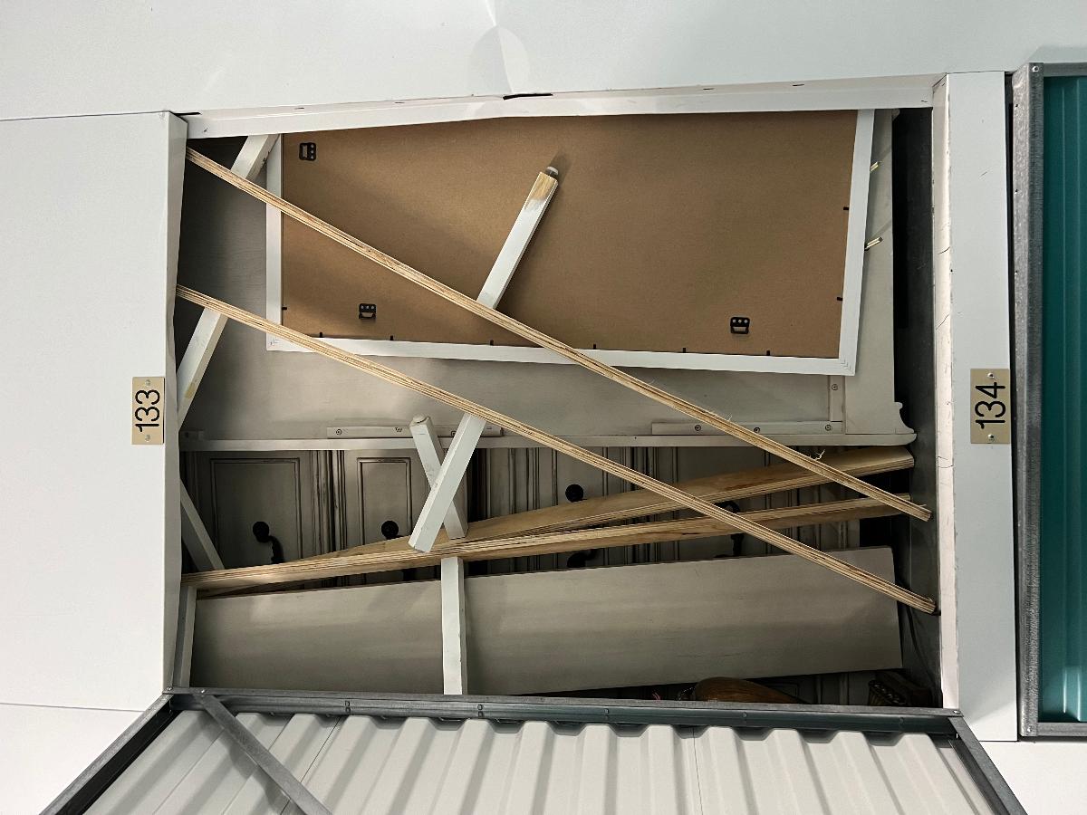 Live Online Storage Auctions in Select... Self Storage Auction