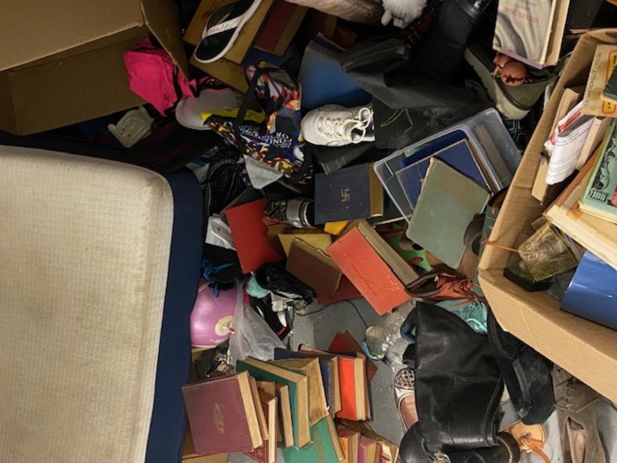 Storage Unit Auction 375880 North Hampton, NH