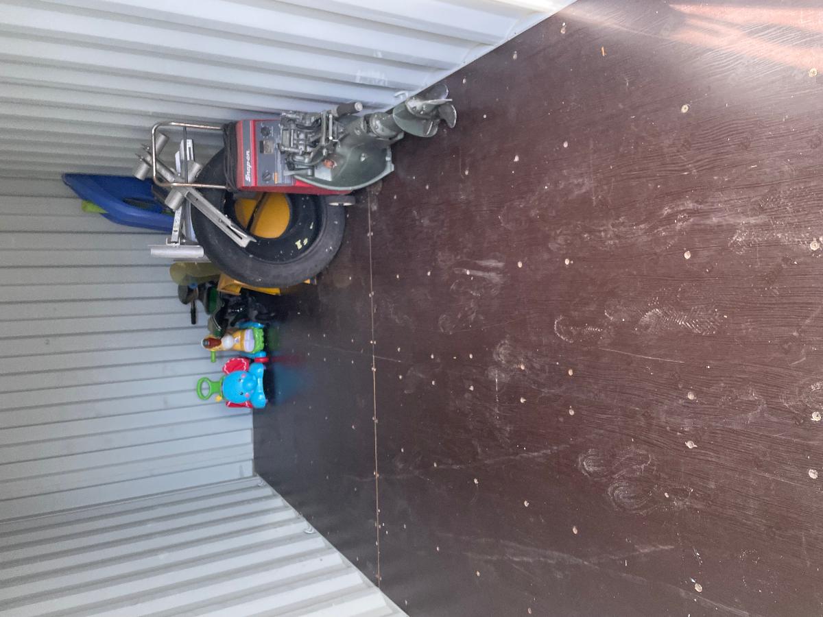 Storage Unit Auction 379426 Ludlow, MA