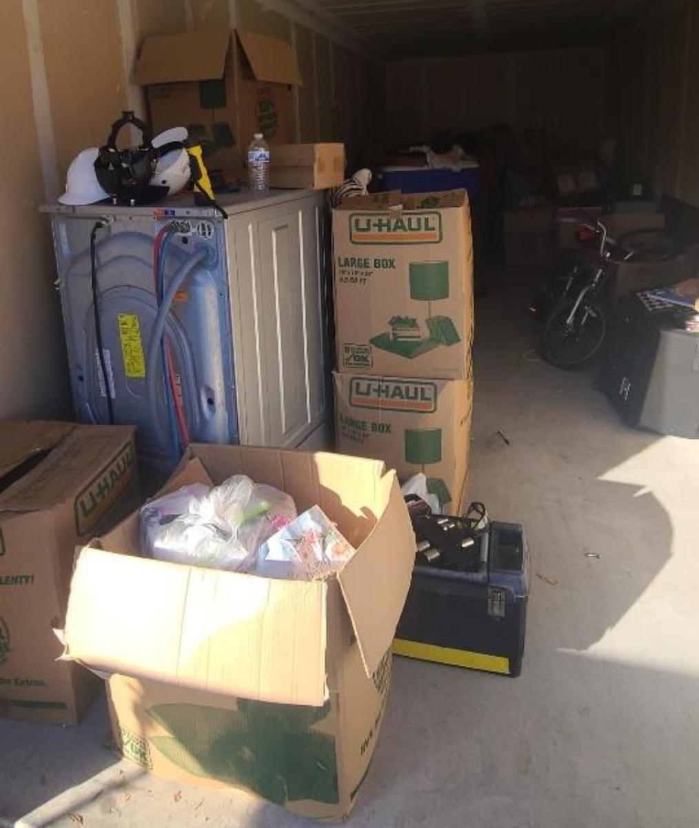 Storage Unit Auction 380174 Cedar Hill, TX