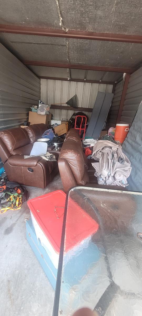 Storage Unit Auction 388585 Spring Hill, FL