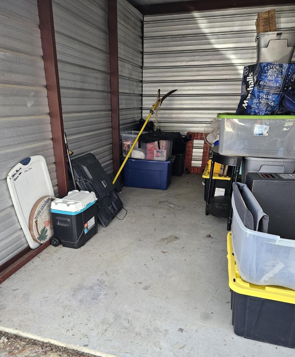 Storage Unit Auction 390380 Epsom, NH