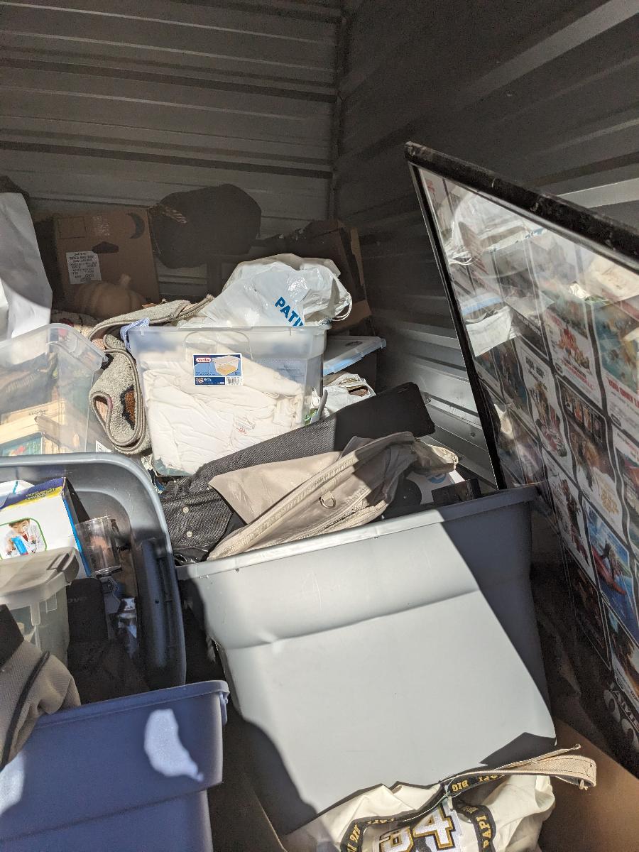 Storage Unit Auction 391419 Exeter, NH