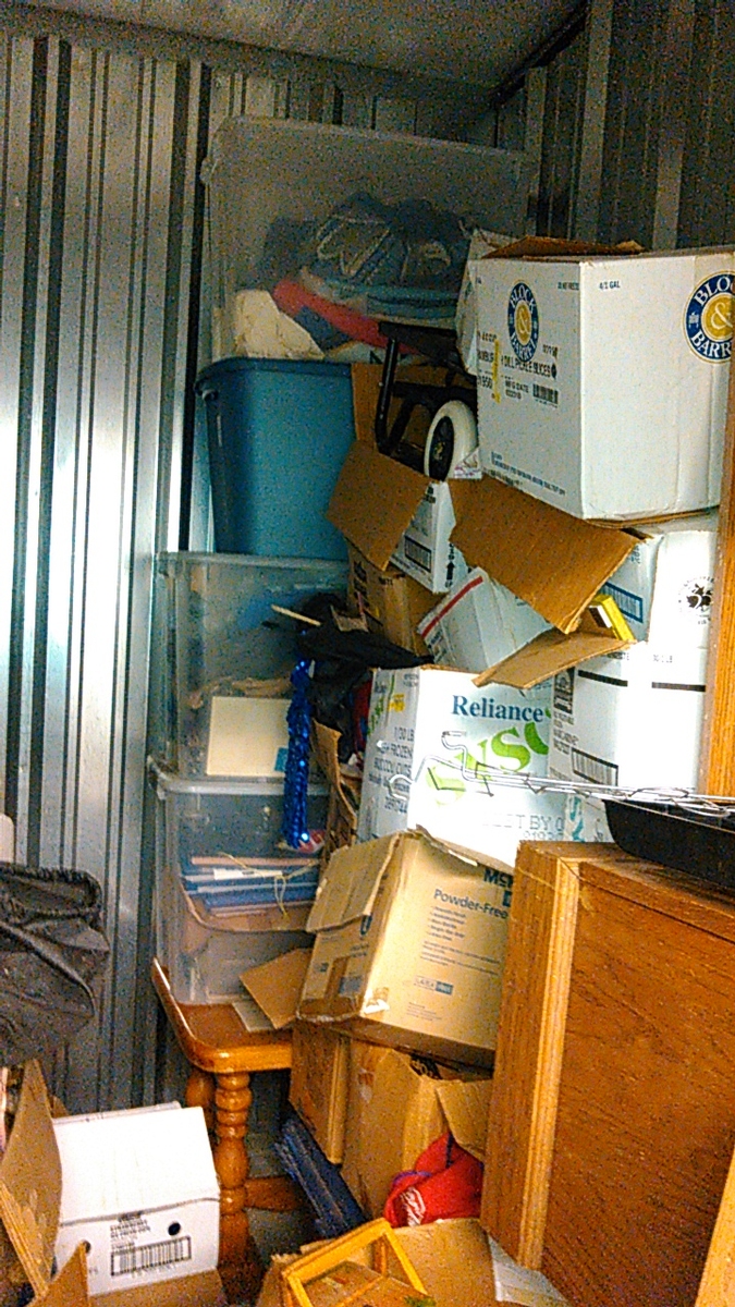 Storage Unit Auction 41250 Greenville Oh Selfstorageauction Com Greenville Self Storage Auction 41250 Image Bo Furniture Wall Art