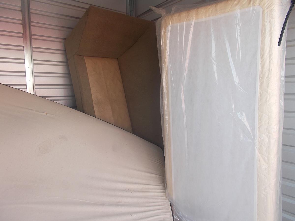 Storage Unit Auction 63194 Bakersfield Ca Selfstorageauction All American Self Storage Bakersfield Ca Images