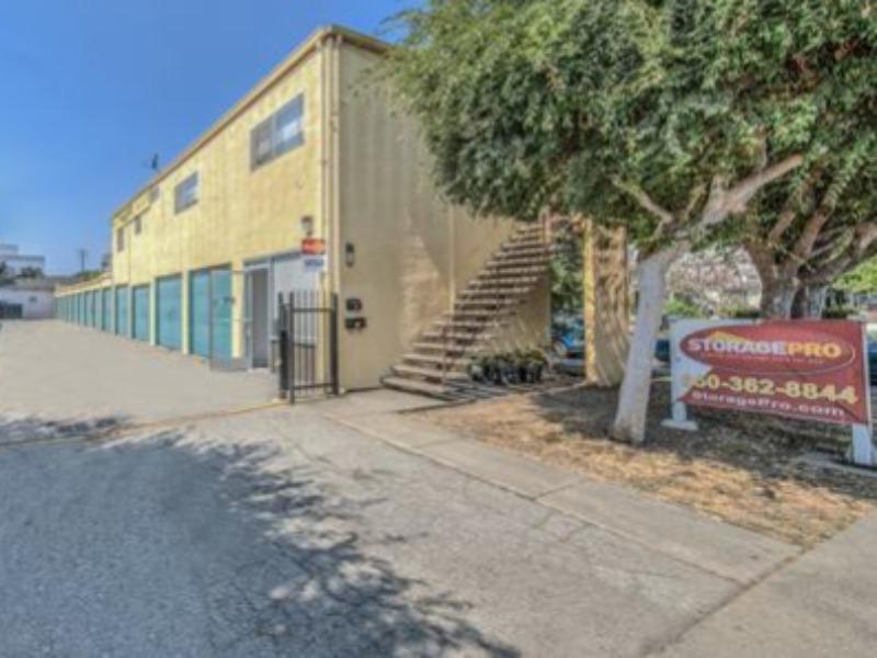 Self Storage Auction Facility Page